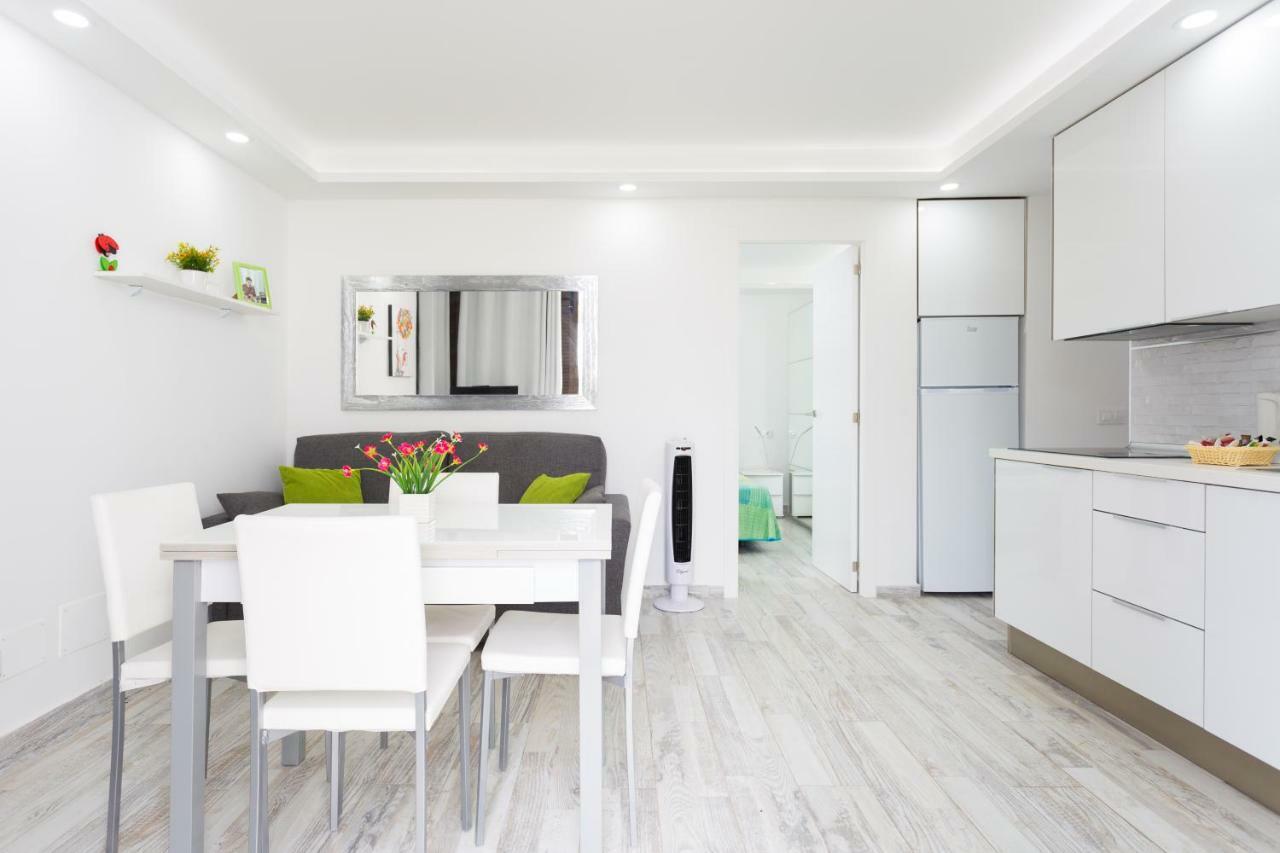241 Quiet Bungalow With Terrace And Barbecue Playa de las Americas  Exterior photo